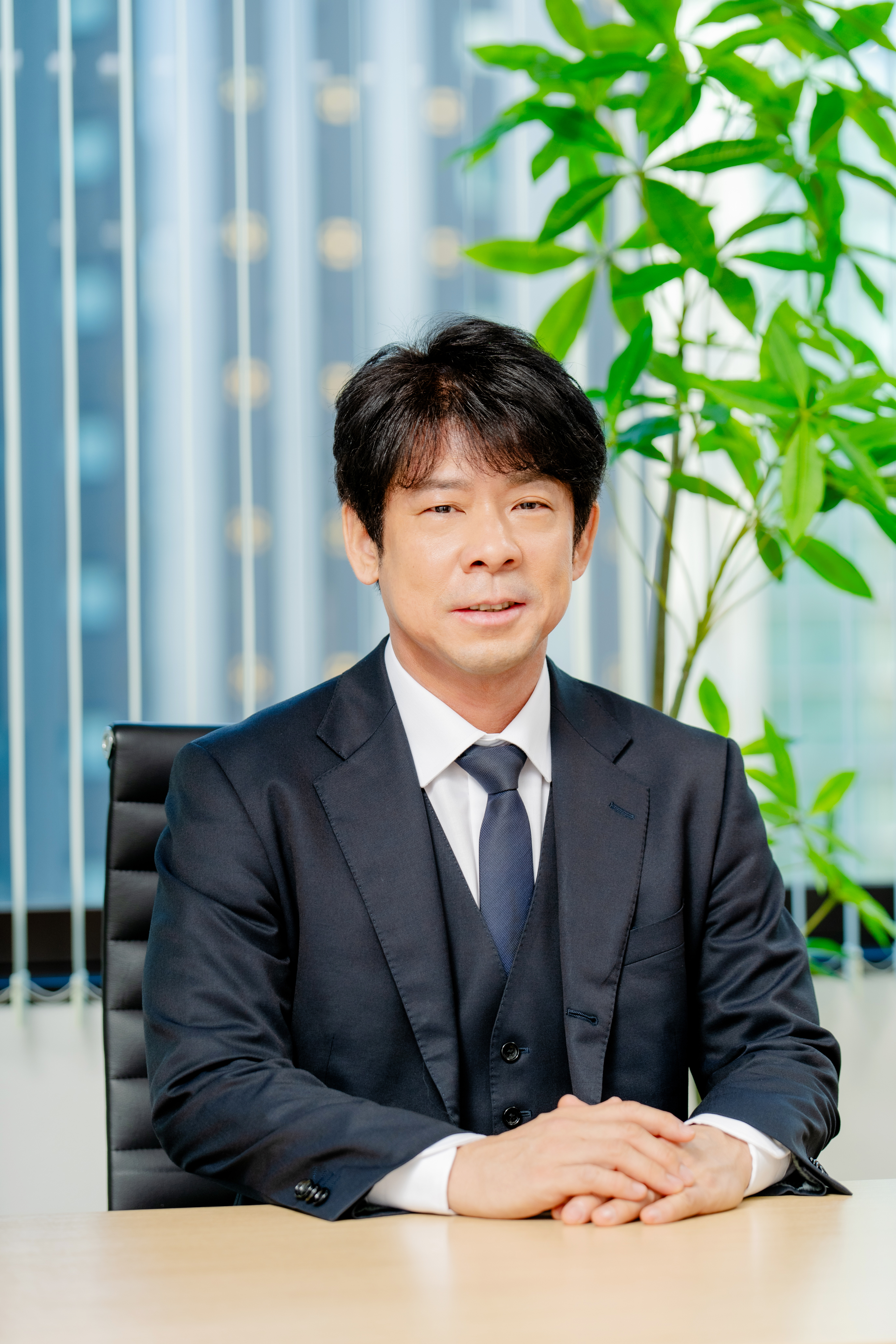 代表 草本寿恭